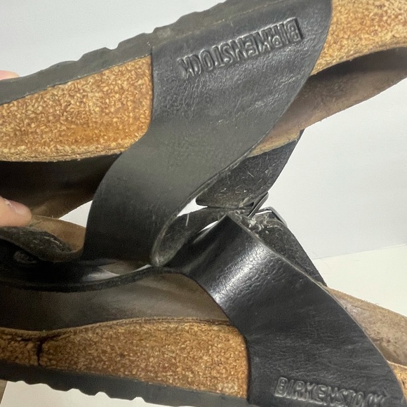 Birkenstock Gizeh Size 25 / 7-7.5 Girls Black Flip Flop Style - Picture 8 of 9